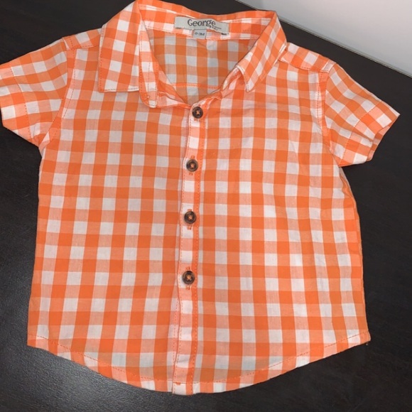 (0-3 months)Plaid Shirt ($8) - Picture 1 of 4
